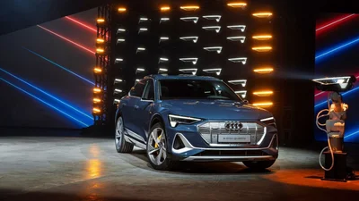 Електричний крос-купе Audi e-tron Sportback представлений офіційно: характеристики, ціна, фото, відео