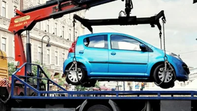 Київські комунальники евакуювали рекордну кількість автомобілів