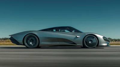Гиперкар McLaren Speedtail тридцать раз разогнали до 400 км/ч
