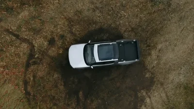Видео: электропикап Rivian выполняет танковый разворот на месте