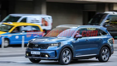Шпионы полностью раскрыли внешность Kia Sorento 2021 до премьеры