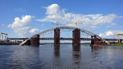 Рух автомобілів по Подільсько-Воскресенському мосту відкриють у 2020 році