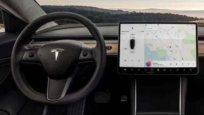 Tesla запатентувала нове кермо