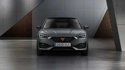 Cupra офіційно представила стильні спорткари Leon