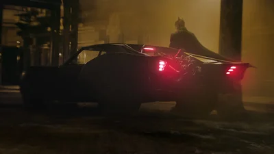 Режиссер фильма The Batman показал новый бэтмобиль
