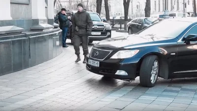 Автомобілі українських депутатів 2020 – відео – на чому їздять