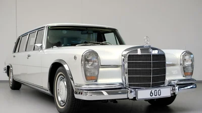 Рестомод для диктатора: Mercedes-Benz 600 Pullman 1975 року з начинням від Maybach 62