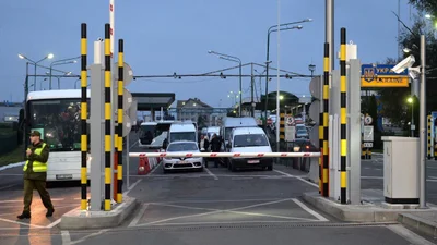 Таможня открыла доступ к секретным данным