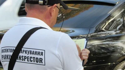 За місяць київським водіям виписали штрафів на два мільйони гривень