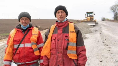 Українських заробітчан залучать до ремонту доріг: відео
