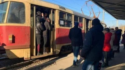 В Киеве наземный общественный транспорт начнет работать с 22 мая