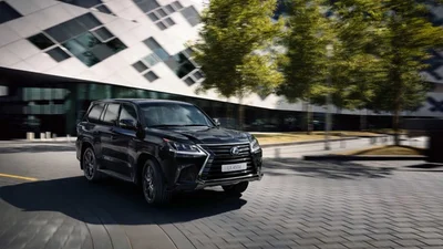 Дизельный Lexus LX 450d вернулся в Украину