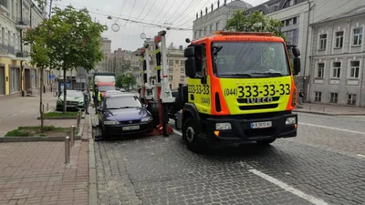 Сколько авто эвакуированы в Киеве за время карантина: невероятная цифра