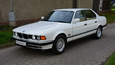 30-річна "сімка" BMW в ідеальному стані виставлена на продаж