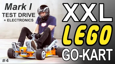 Lego XXL: энтузиаст построил машину Lego, на которой может ездить взрослый человек