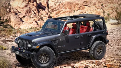 Jeep Wrangler Rubicon 392 с мотором V8 нацелился на покупателей Ford Bronco