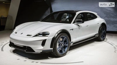 У Києві продають неіснуючий електричний кросовер Porsche