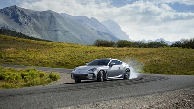 Subaru BRZ 2022 представлена официально: 228 сил, задний привод и атмосферный мотор