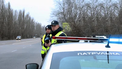 Без доказів правопорушення поліцейський не може вимагати у водія документи
