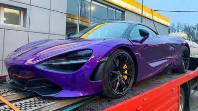В Украине появился самый дорогой биток из США: McLaren 720S