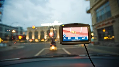 Автомобільний GPS-навігатор: як вибрати в 2020, які бувають