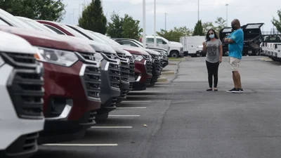 Скільки нових автомобілів продали в Україні у 2020 році