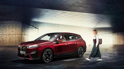 Новий кросовер BMW отримає технологію Apple Car Key
