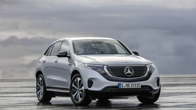 Mercedes-Benz EQC отримав базову версію та виконання AMG Line