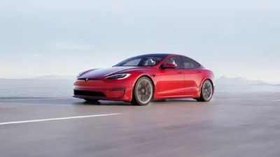 Tesla придется отозвать 160 тысяч автомобилей