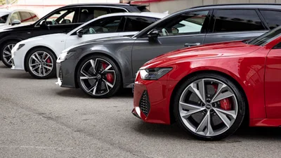Футболістам "Реалу" роздали по Audi: що обрав український гравець