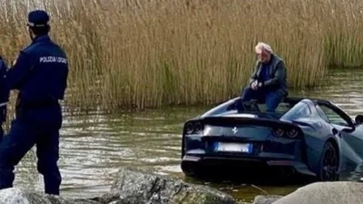 Власник новенького Ferrari 812 Superfast втопив суперкар у озері через кілька годин після покупки