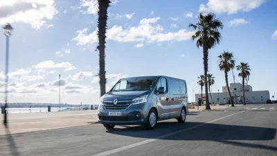 Renault Trafic получил версию фургон