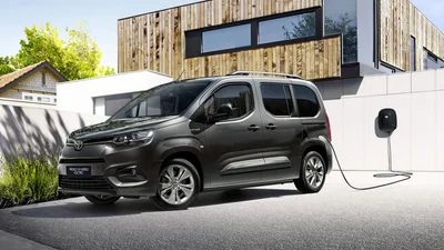 Toyota показала электрическую версию коммерческого Proace City