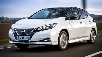 Покупці пікапів Nissan у США можуть отримати електрокар Leaf за 99 центів