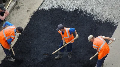 За три года на украинские дороги потратит 240 млрд гривен