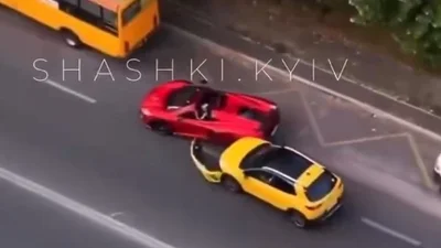 В Киеве произошла авария с дорогим суперкаром: фото и видео момента ДТП - 25 июля 2021 - Auto24