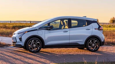 У Chevrolet нарешті з'ясували причини самозаймання електромобілів Bolt - 22 вересня 2021 - Auto24