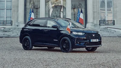 Президенту Франції збудували броньований DS 7 Crossback Elysee - 12 листопада 2021 - Auto24