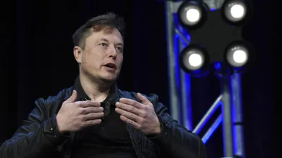 Илон Маск снова продал свои акции, на этот раз почти на миллиард долларов