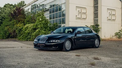 На продаж виставили 1 із 3 прототипів седана Bugatti EB 112 - 1 грудня 2021 - Auto24