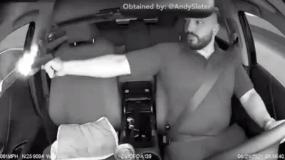 В Сеть слили видео дорожной стрельбы с регистратора стрелка
