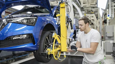 Сколько автомобилей изготовили в Украине за январь 2022 года
