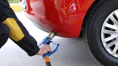 Автогаз подорожчав на 1-2 гривні за літр