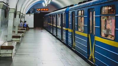 Метро у Києві готується до відновлення роботи - 15 квітня 2022 - Auto24