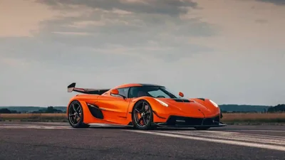 Koenigsegg поможет Украине деньгами