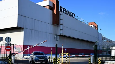 Renault повністю вийшла з Росії