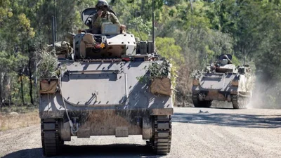 Австралия предоставит еще одну партию Bushmaster и M113