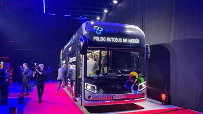 У Польщі запускають виробництво водневих автобусів - 3 червня 2022 - Auto24
