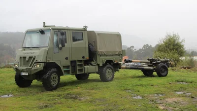 Іспанські артилеристи отримали спеціальні вантажівки - 6 вересня 2022 - Auto24