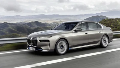 Сколько будет стоить эклектичная BMW i7 в Украине